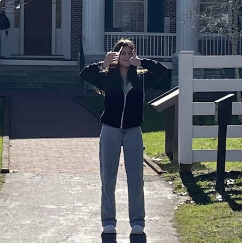 Meet your Posher, Madi